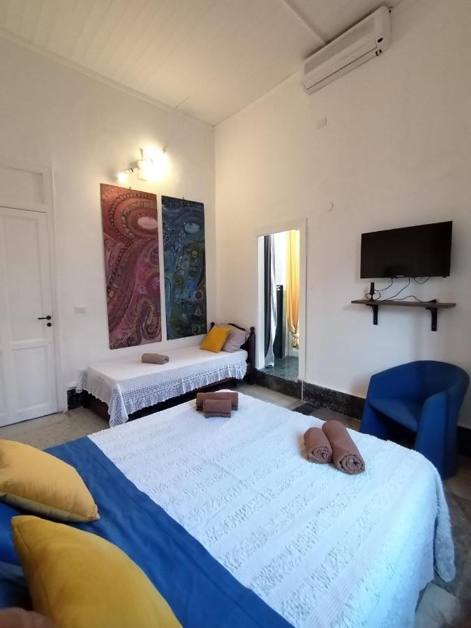 Hotel Pixys Palermo Esterno foto